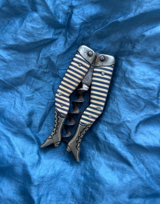 1890s lady legs corkscrew