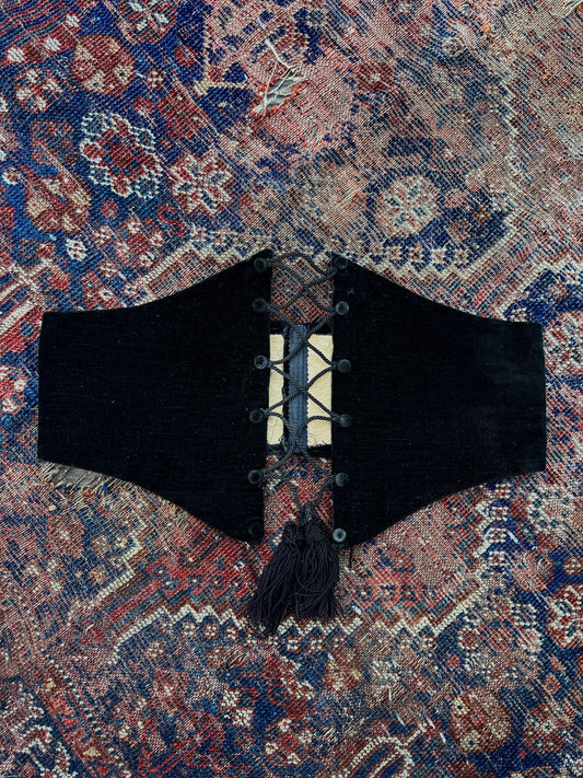 1920s does Victorian corseted waist cincher