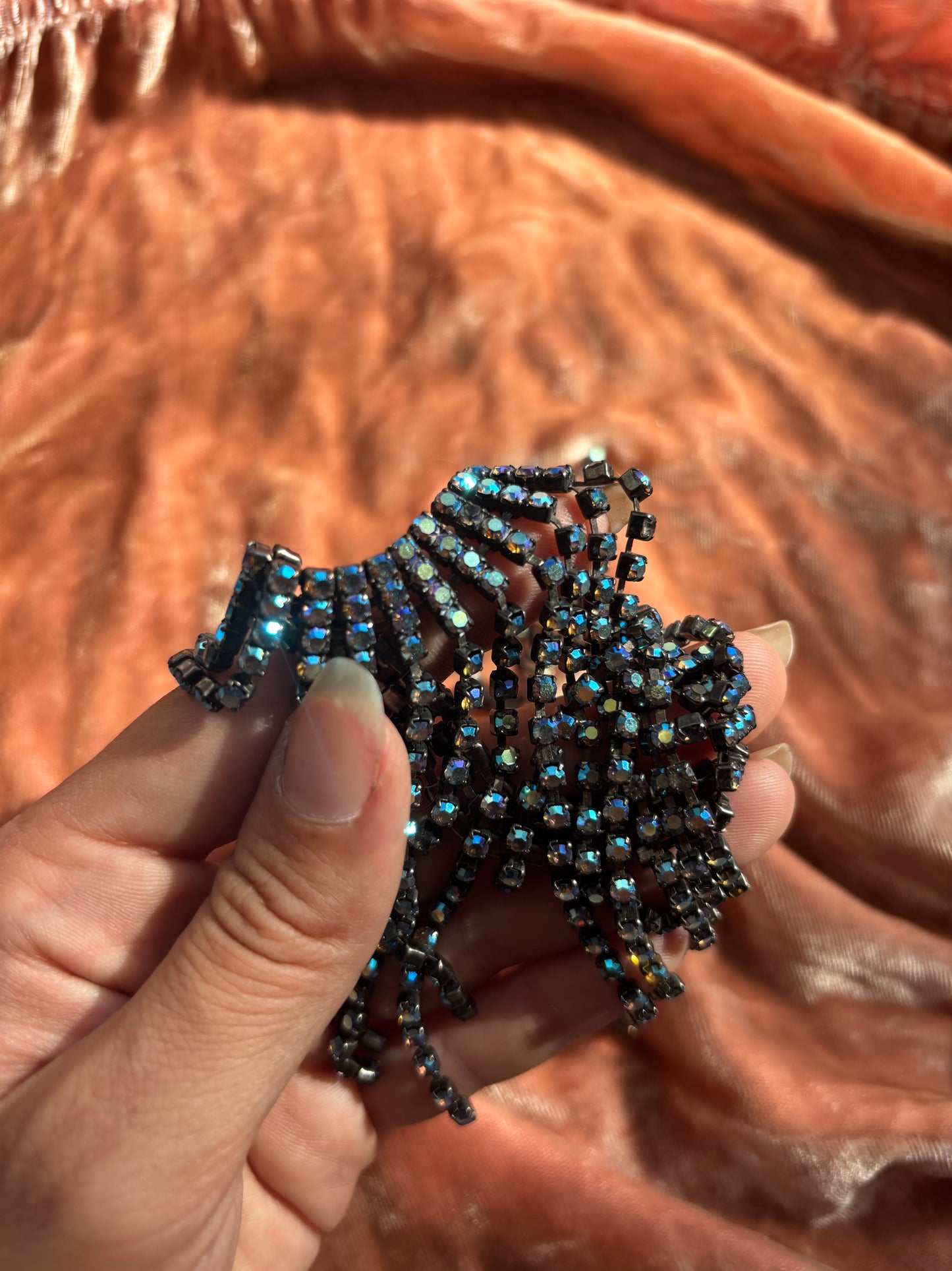 1960s aurora borealis rhinestone waterfall choker