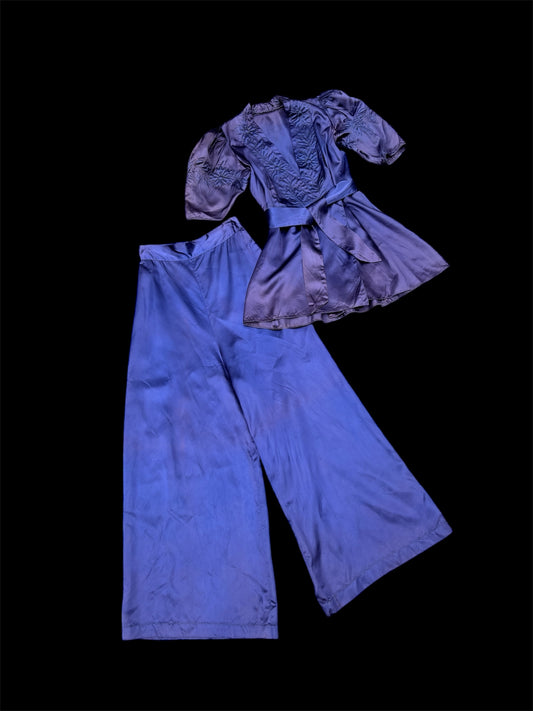 1940s satin loungewear ensemble