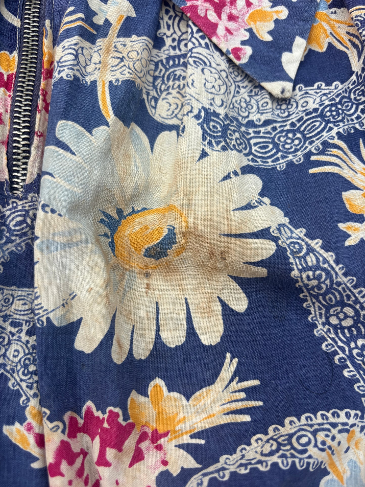 1930s cropped puff sleeve novelty print cotton blouse