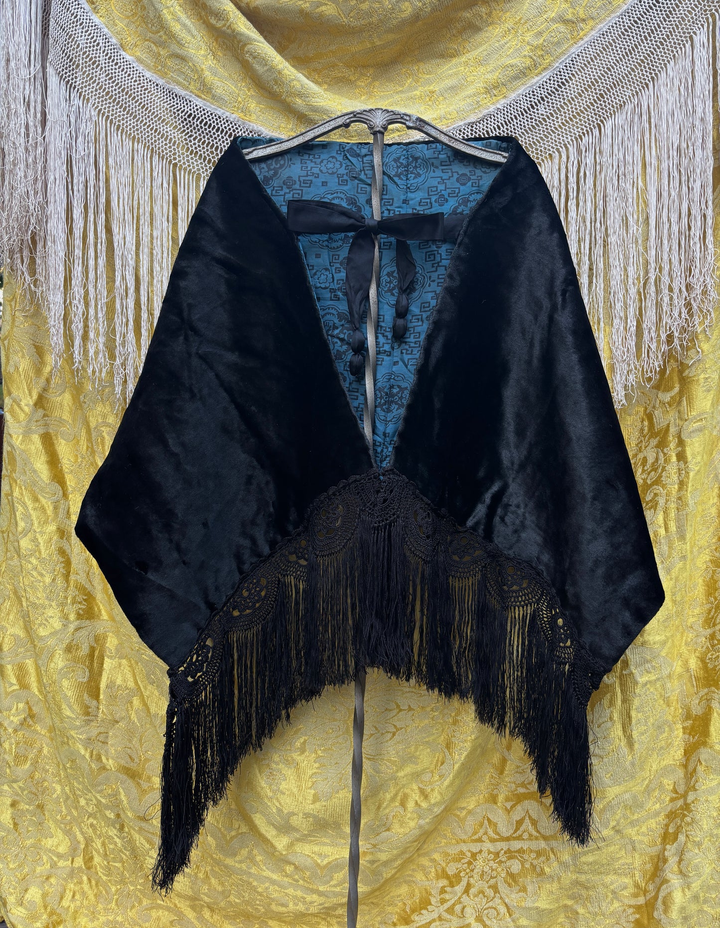 Victorian silk velvet knotted shawl/capelet