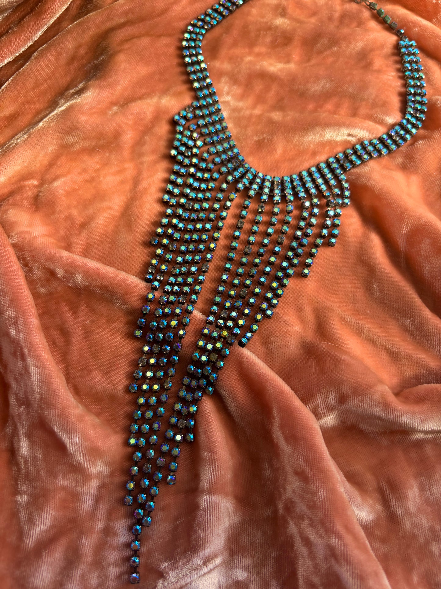 1960s aurora borealis rhinestone waterfall choker
