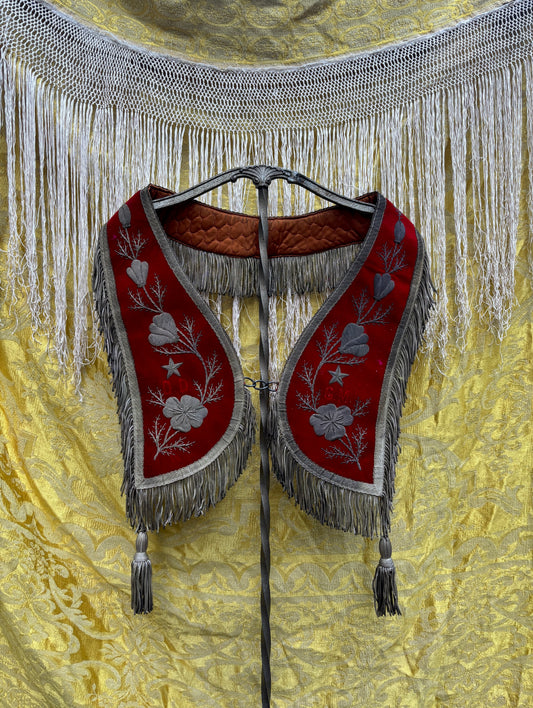 Early 1900s velvet collar/belt
