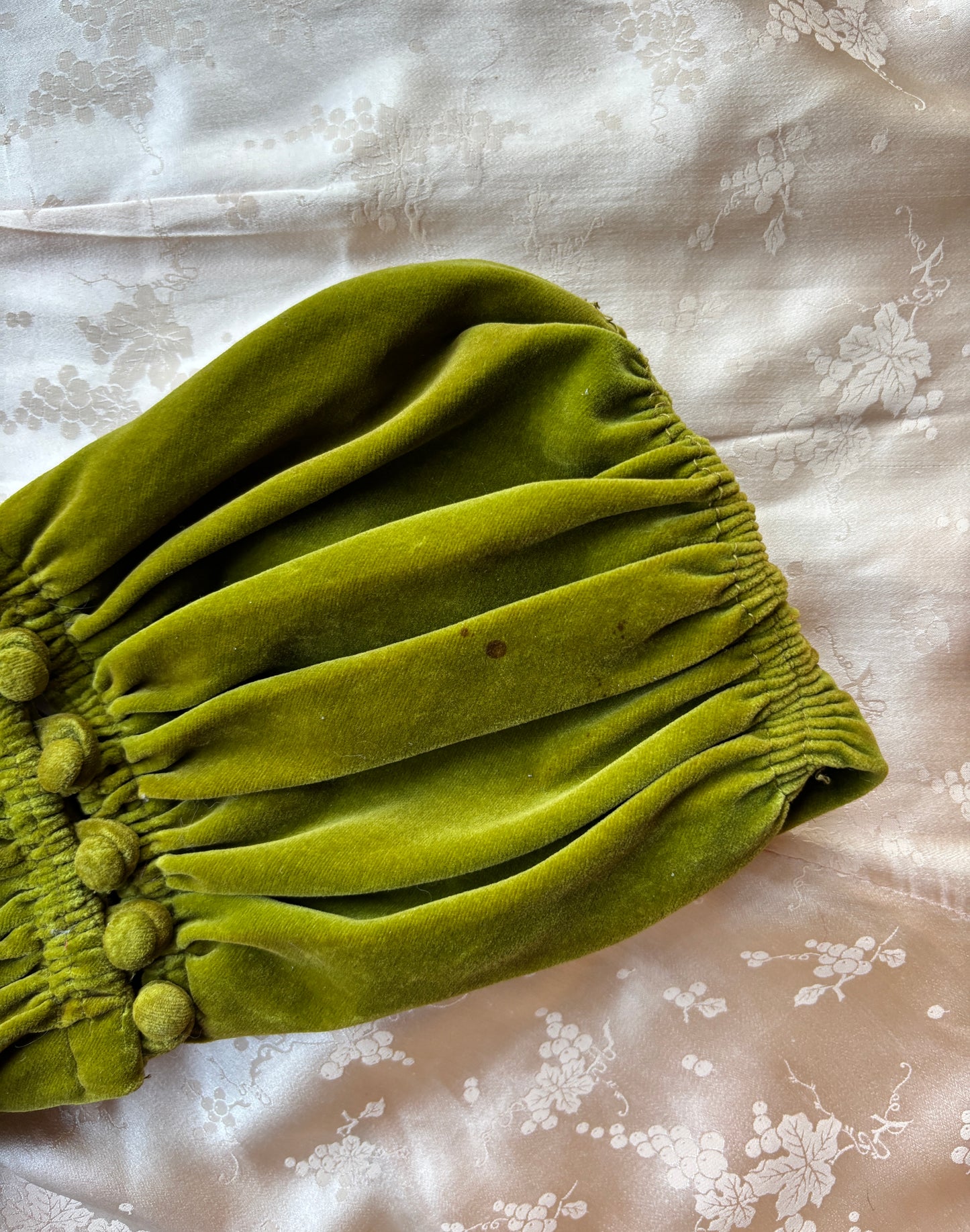 1930s olive green velvet deadstock waist belt