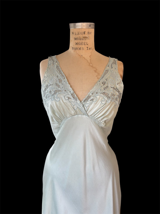 1940s Chinese silk embroidered slip dress