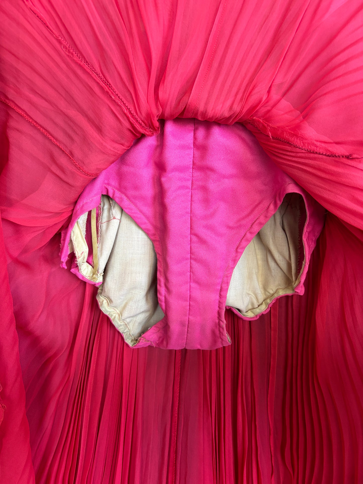 1960s pleated chiffon burlesque/belly dancer costume