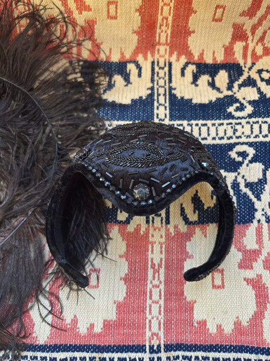 1950s vampy beaded & jeweled fascinator