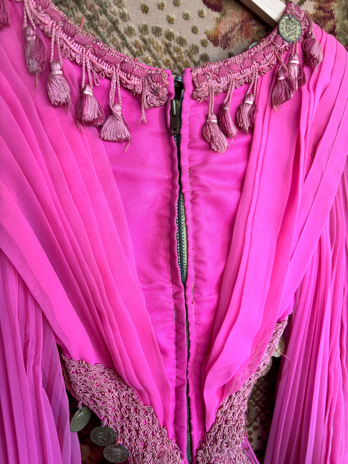 1960s pleated chiffon burlesque/belly dancer costume