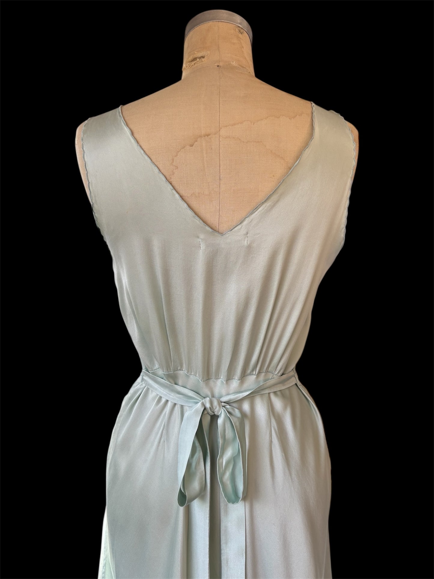 1940s Chinese silk embroidered slip dress