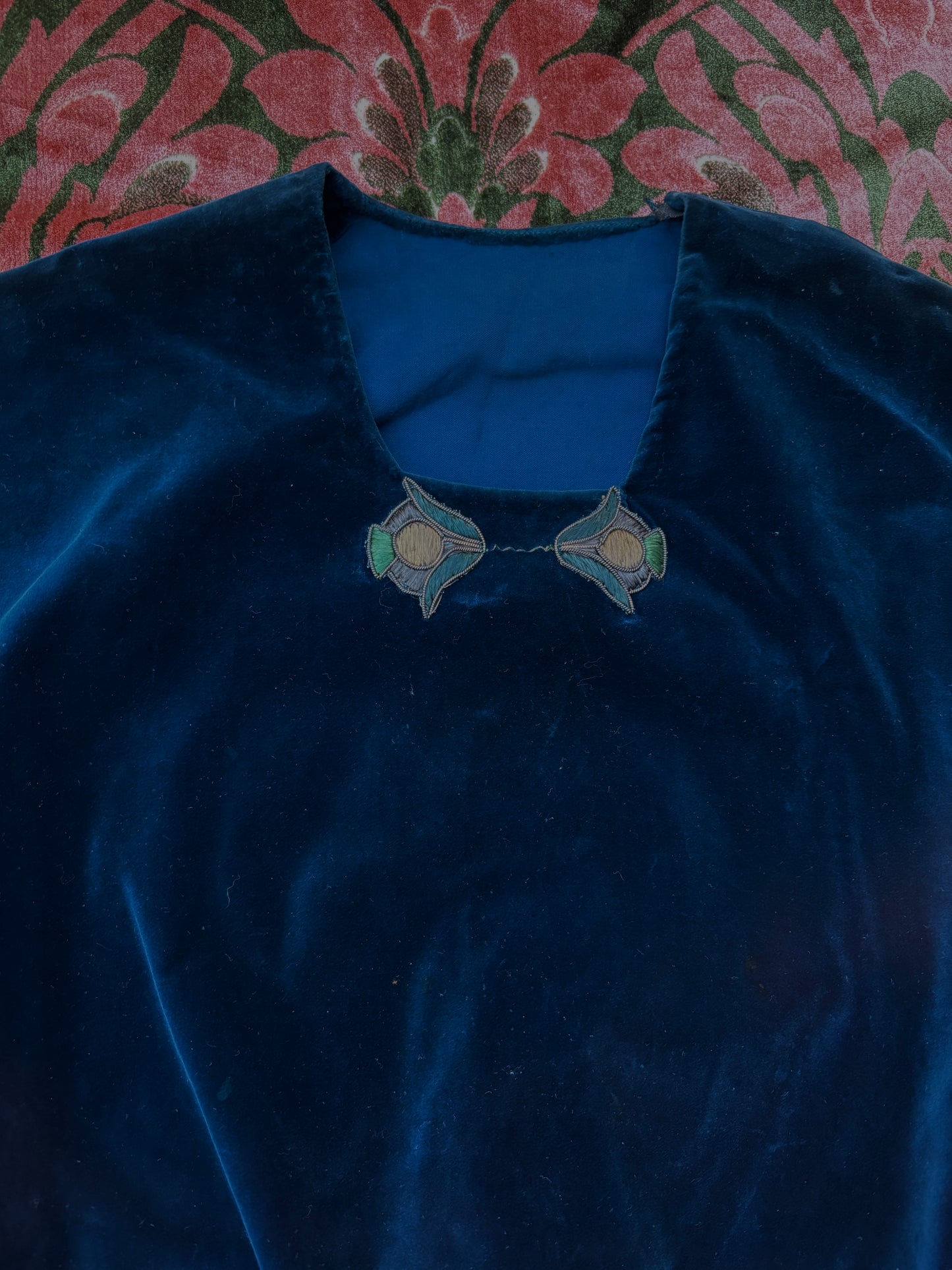1920s ooak velvet blouse with nouveau embroidery