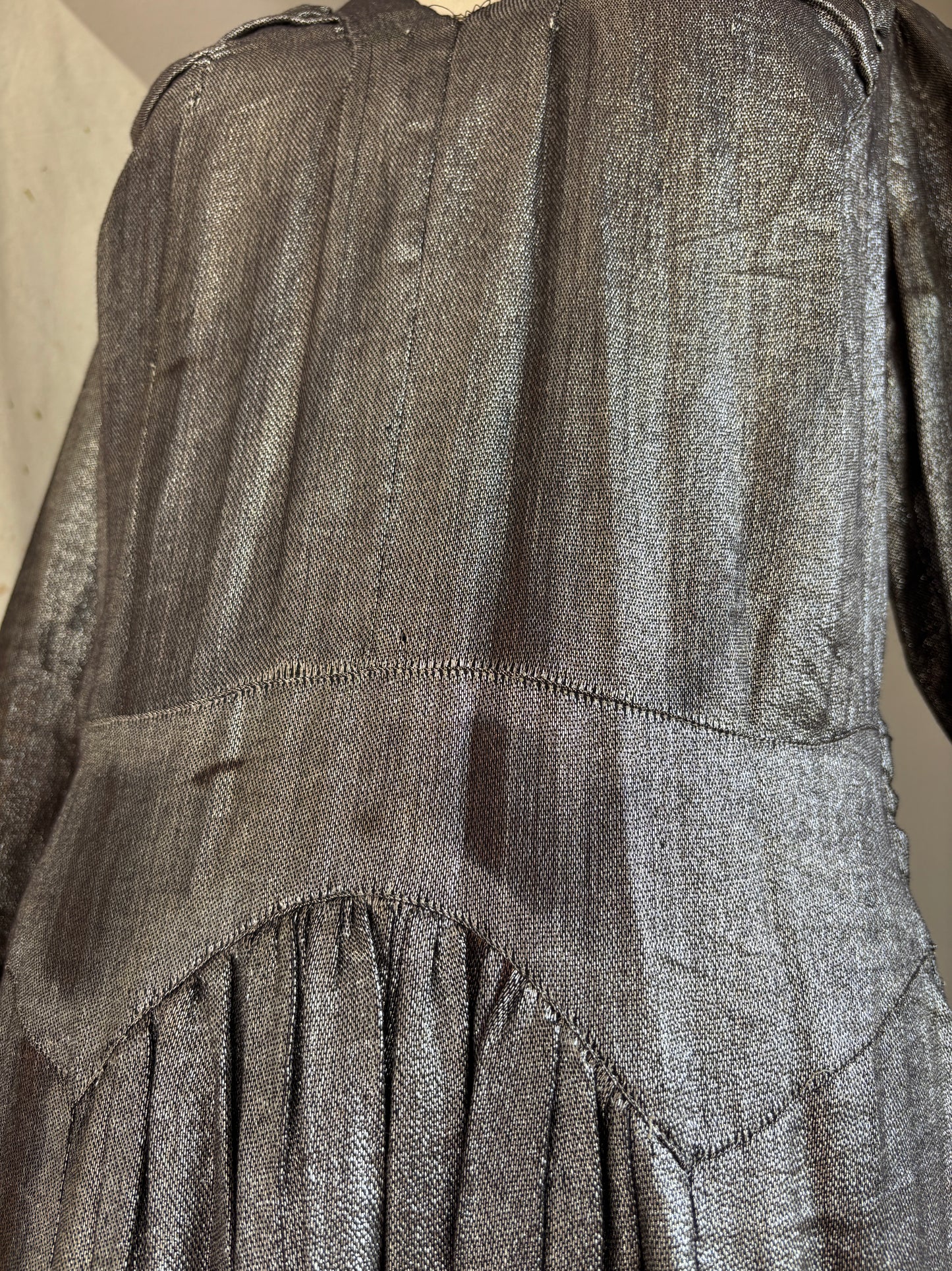 1930s/40s silver lamé puff sleeve gown