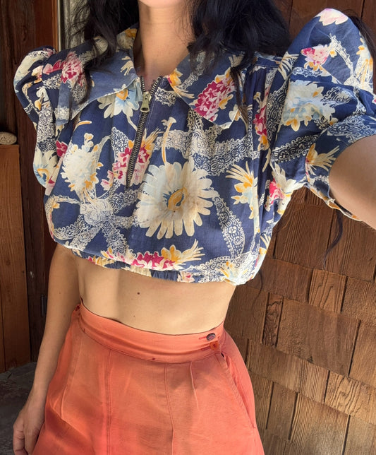 1930s cropped puff sleeve novelty print cotton blouse