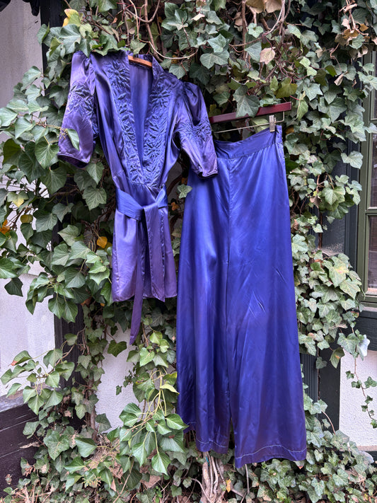 1940s satin loungewear ensemble