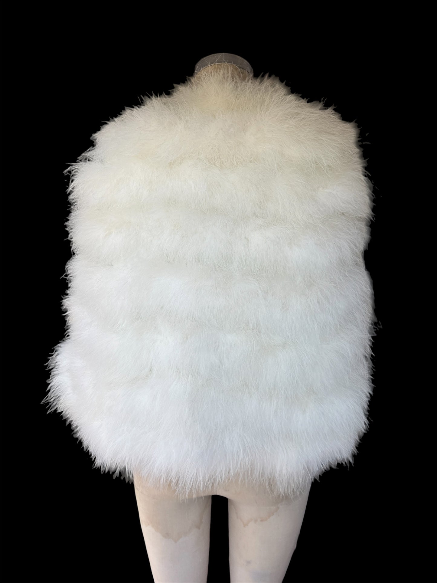 1930s old Hollywood marabou feather cape