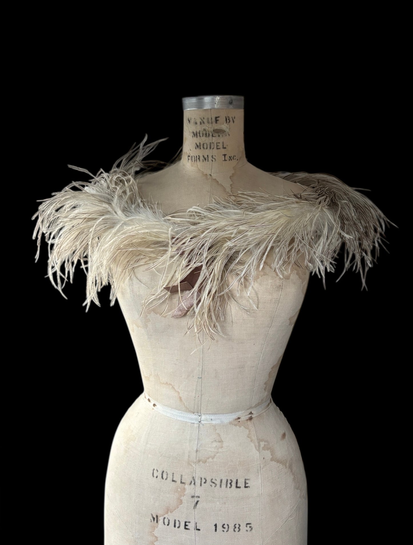 Old Hollywood ostrich feather boa/capelet