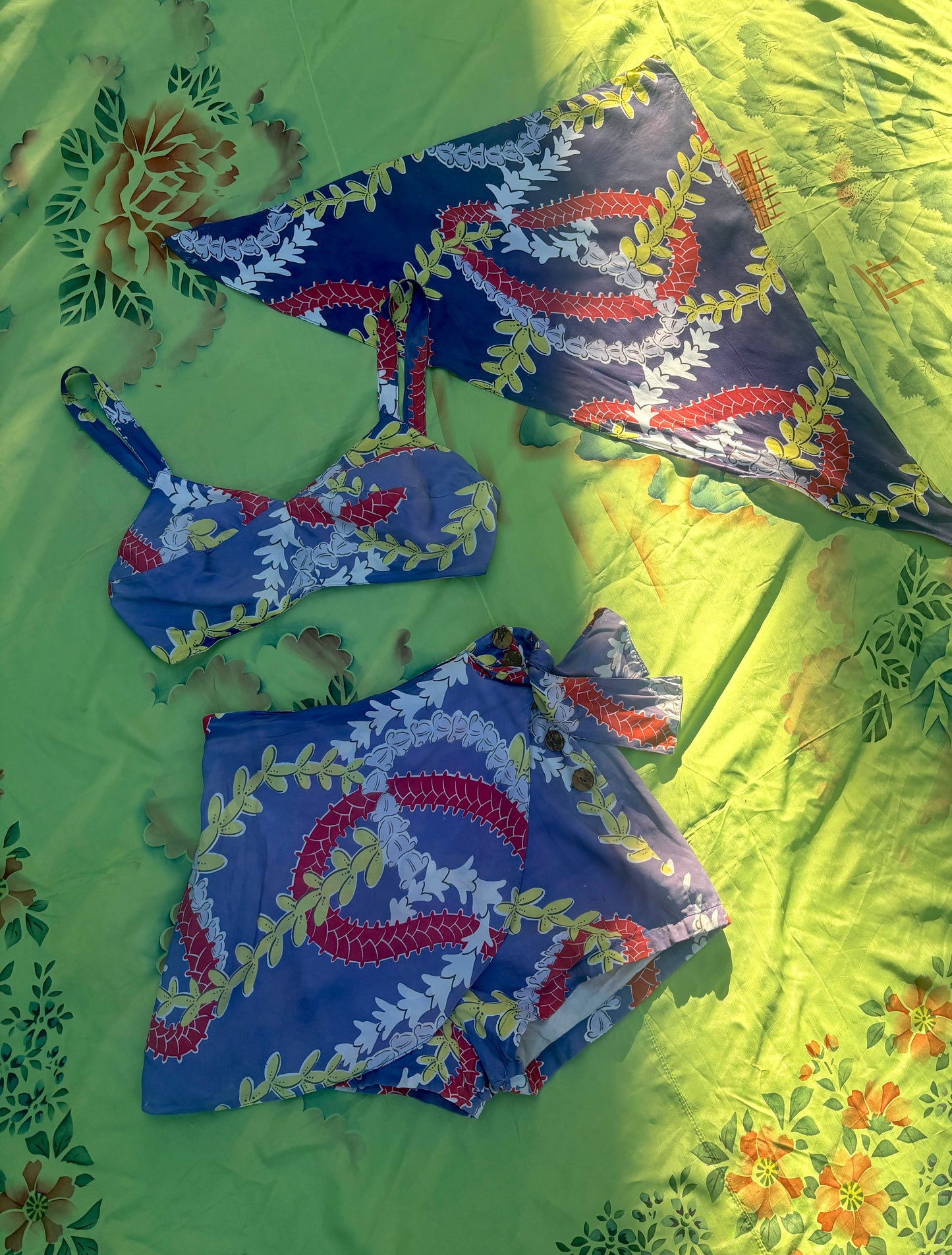 1940s 3 pc rayon Hawaiian playsuit