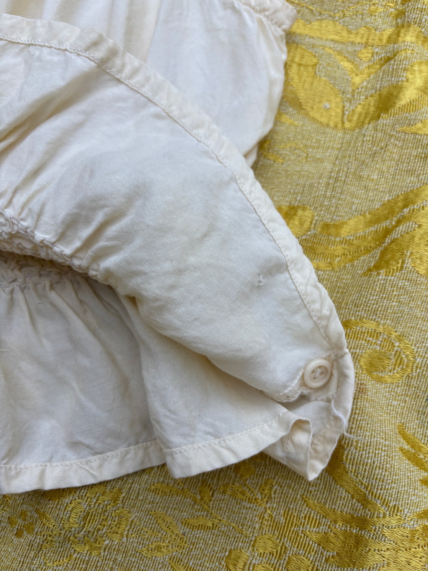1970s embroidered & smocked peasant blouse Star of India
