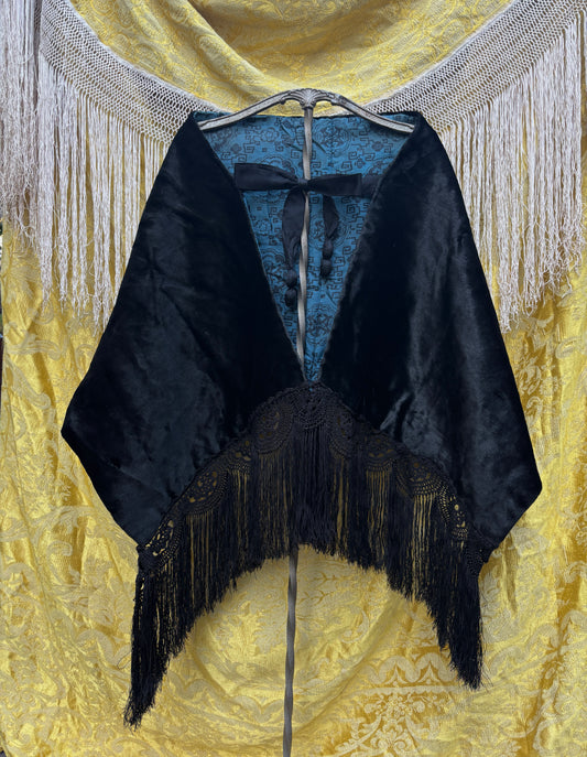 Victorian silk velvet knotted shawl/capelet