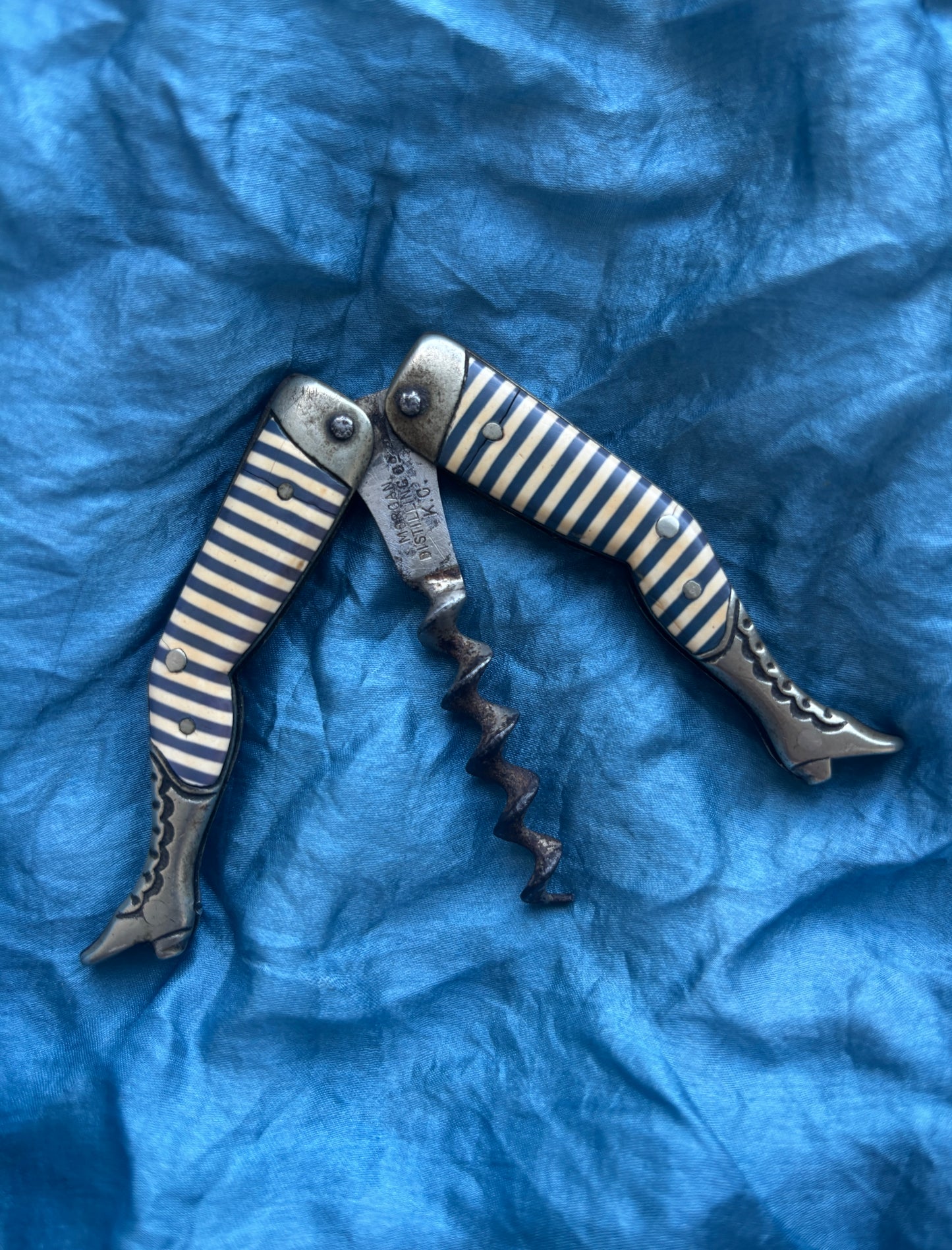 1890s lady legs corkscrew