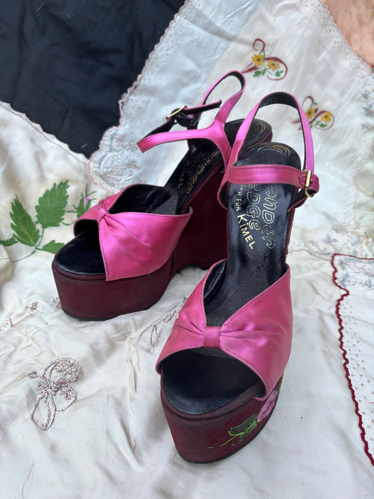 1970s Wonder Wedge by Bonnie Smith hand painted rose platforms